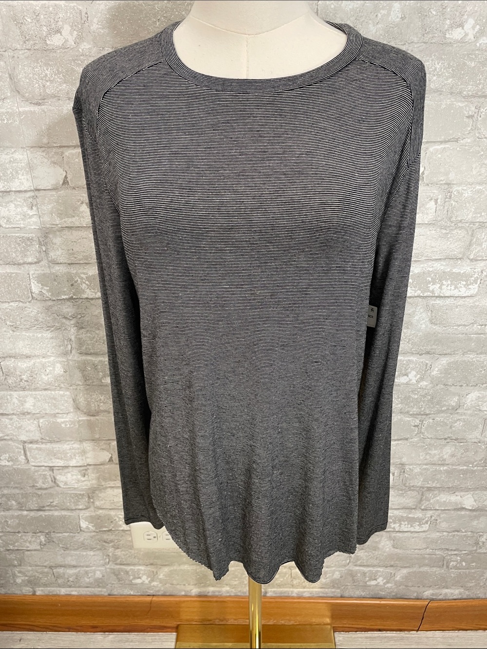 Halogen Black Stripe Long-Sleeve Crewneck Top